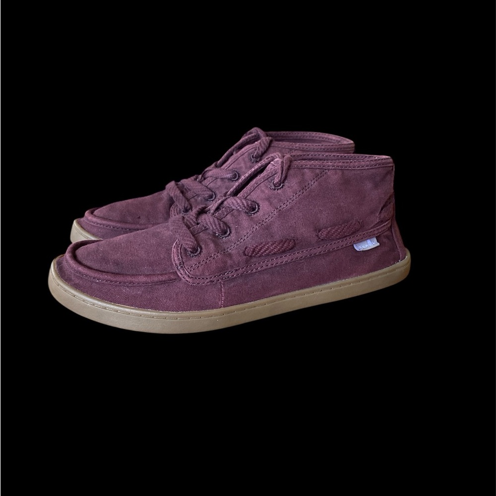 Sanuk Woman’s Vee K Shawn Chukka Shoes